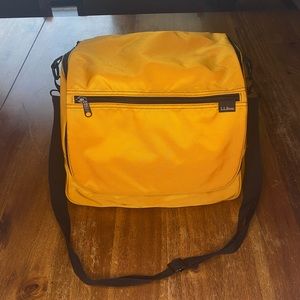 Vintage LL Bean Camera Travel Bag Lunch Crossbody
